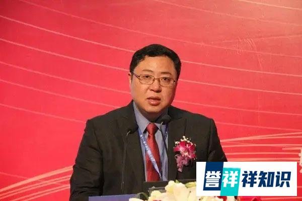 上交所换帅:邱勇出任第八任理事长,黄红元调任交行副行长