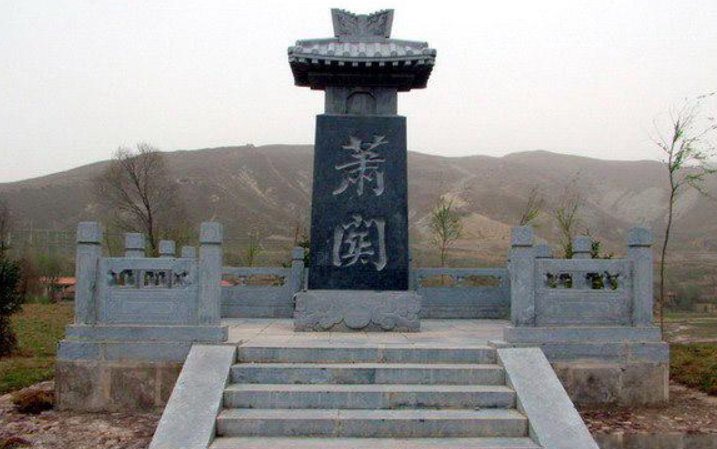 在三国演义中徐州与萧关的关系是什么?详细说明一下