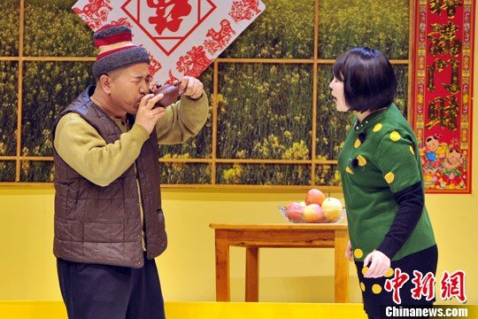 买年货的2012小年夜春晚小品