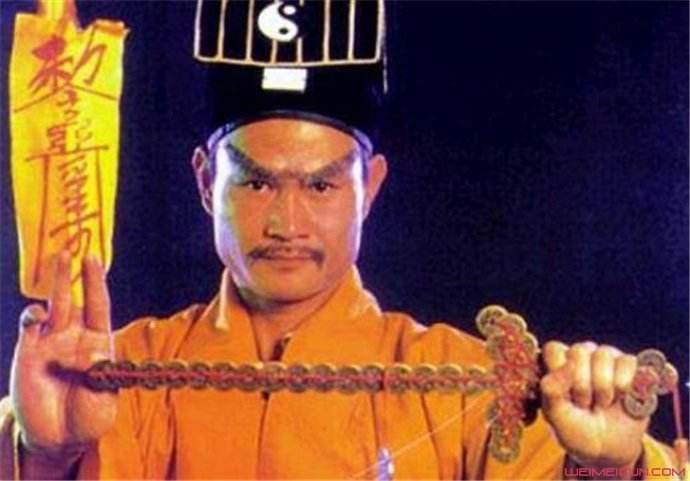 林正英是怎么死的？