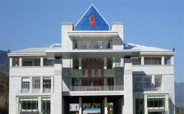 四川悍匪曾开贵，罪恶滔天和周克华齐名，悬赏300万仍逍遥法外
