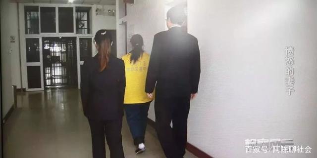 上海出租屋命案：丈夫出轨，女子深夜钻进丈夫房，妻子发怒酿惨剧，为何？