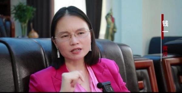 又反转了！起诉新华字典女教授被爆黑历史，并被取消教师资格证