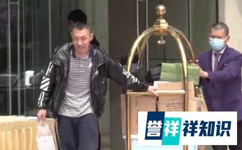 赵丽颖冯绍峰离婚后再同框，两人疑似一起回昔日爱巢分家