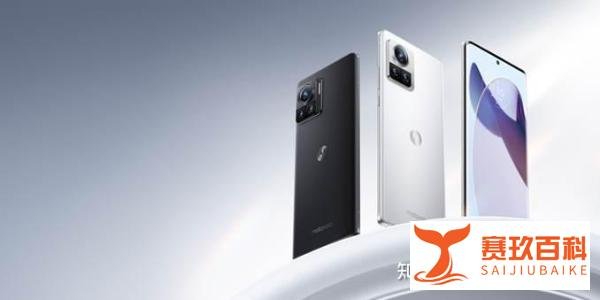 摩托罗拉三款旗舰新手机发布:2亿像素/折叠屏领衔
