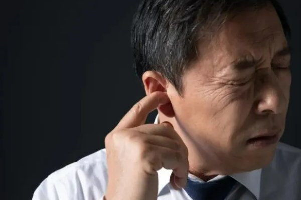 聋子的耳朵歇后语