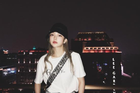 周扬青生日现场都有哪些圈内好友为其庆贺？