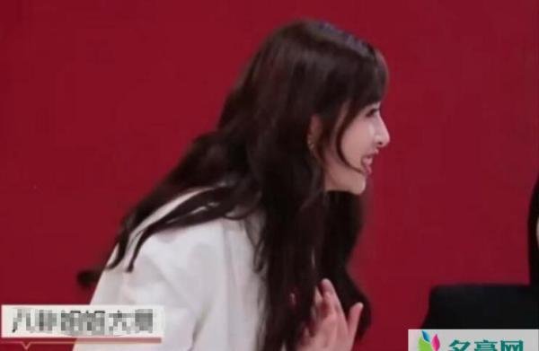 张含韵否认与郭麒麟恋情 无奈解释：天哪没有的事