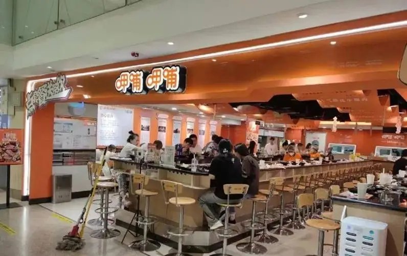 呷哺呷哺上半年关店37家,如何从商业角度解读此举?