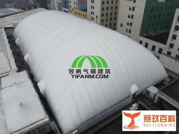 建造一个网球气膜体育馆需要多少钱?