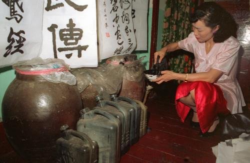 汪定芬的介绍