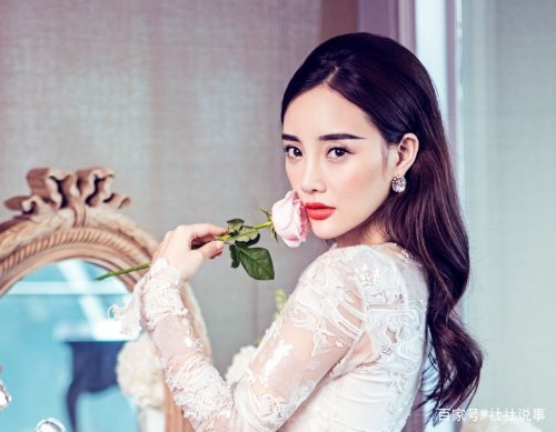 李小璐晒街拍状态不佳，面容憔悴法令纹明显，直面回应复婚传闻，你怎么看？