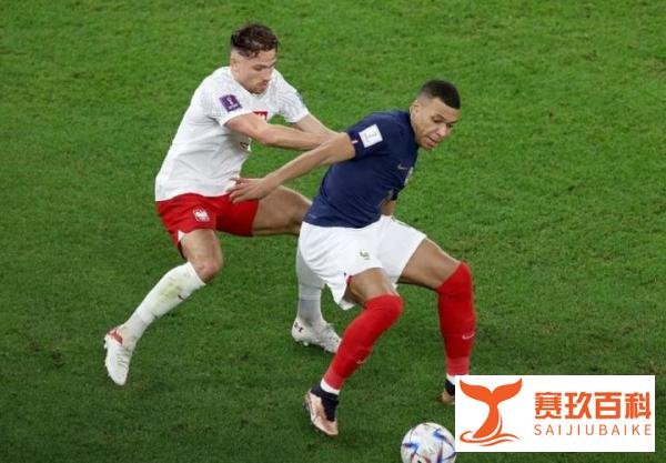 超C罗平梅西 23岁世界第1！姆巴佩赛后一举动暖心 波兰主帅被打服