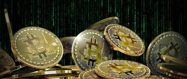 极度恐慌情绪中，比特币一度大跌17%