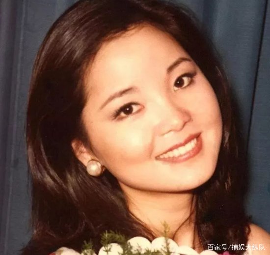 齐名邓丽君的她,嫁给了二婚丈夫退隐,如今夫妻皆因患癌病逝,他们是谁?