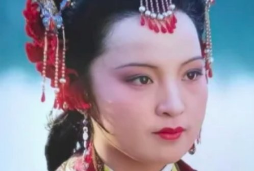 为什么元春是怀着孕被赐死的