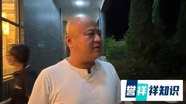 蒋正全同窗和发小泪洒殡仪馆:兄弟,让我送你最后一程!
