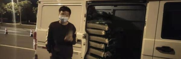 福建多名红码人员藏货车内偷偷外出 这是咋情况？