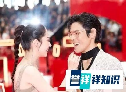 郭碧婷向佐在意大利结婚，婚纱照仙气十足，p图过度太像萧敬腾，婚讯：往后余生只有你