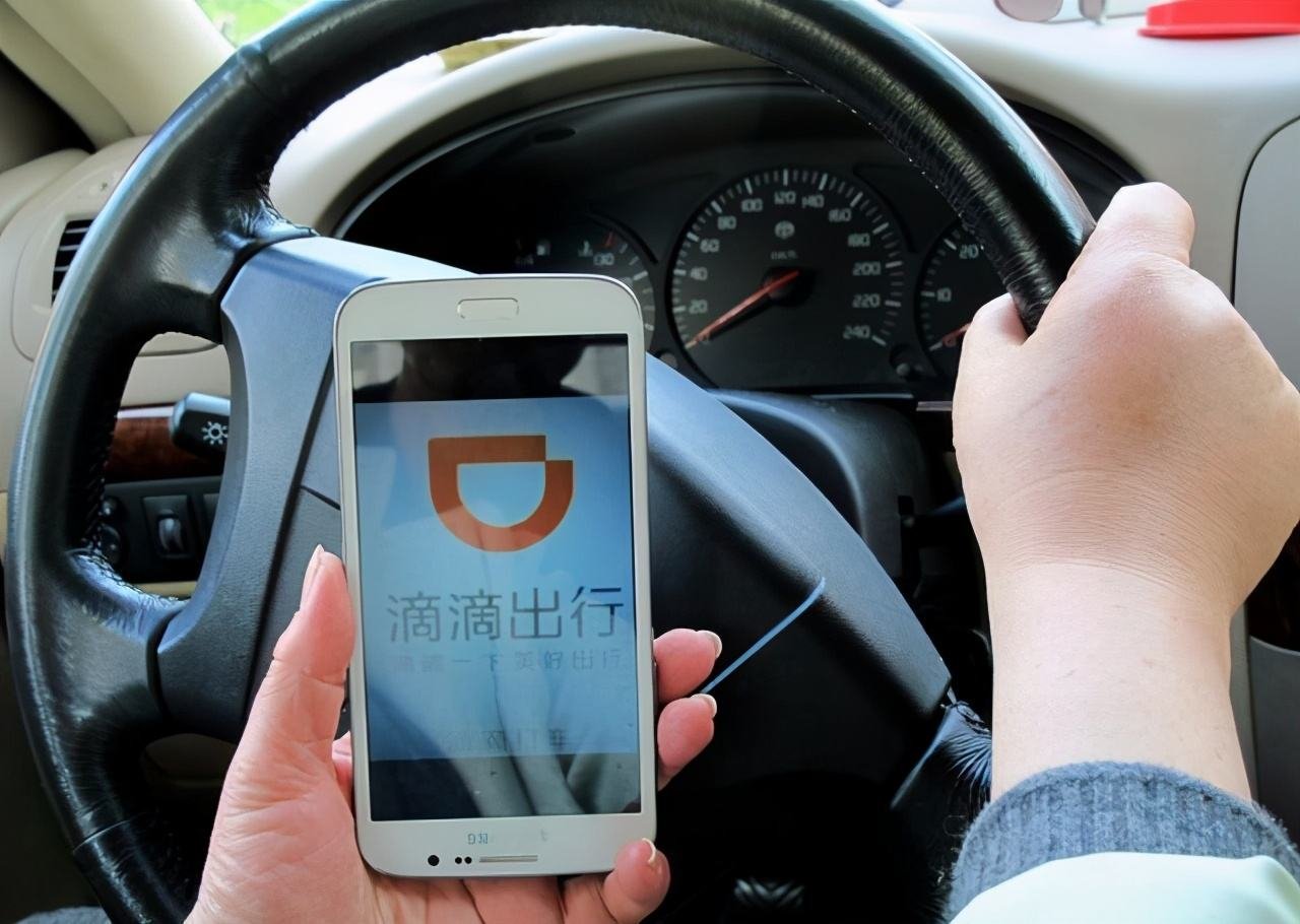 河北一滴滴司机偏航女乘客跳车后重度抑郁，司机需要承担哪些责任？