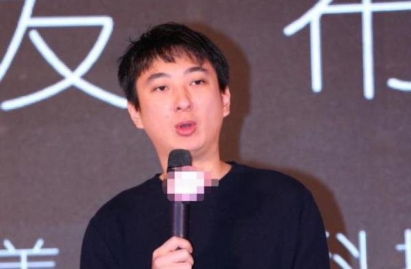 王思聪退出香蕉娱乐董事长职务，麻闻多接任