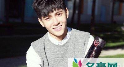 曾舜晞是混血吗 他和迪丽热巴配吗?啥关系