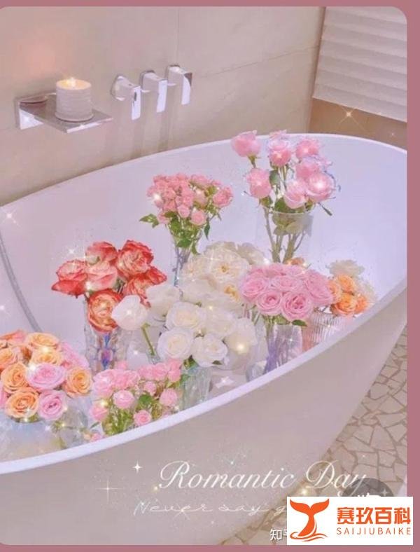 同居男友突然离世，女方擅自利用其手机向自己转账100余万元，法院判决应予返还