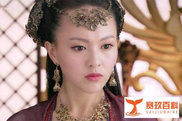 唐嫣终于摆脱傻白甜角色，一袭红衣似回到紫萱时的美貌！