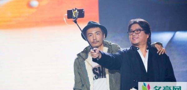 朴树方辟谣离婚 揭露为什么朴树被造谣离婚太惨了