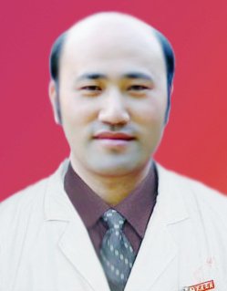 张国中的人物简介