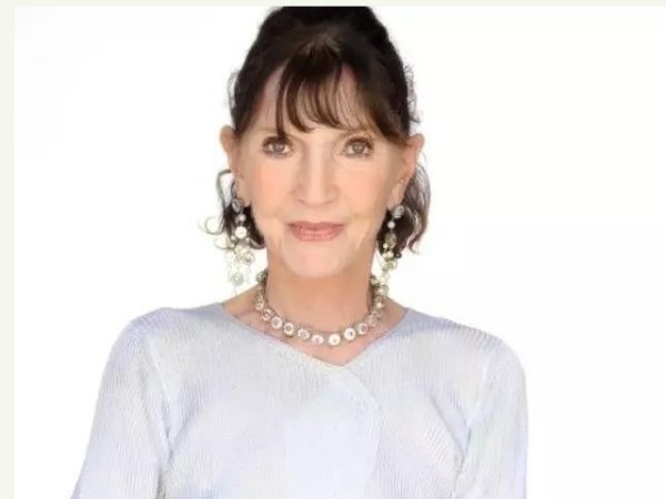 phyllis sues的简介