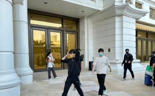 国乒出征新乡WTT决赛 这是咋情况？