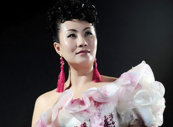 歌手李娜死因简介