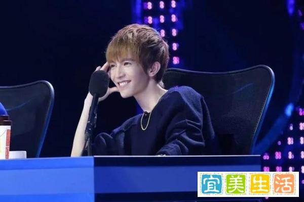 郭敬明将汇款300万到反剽窃基金,被抵制后和于正展现两种态度