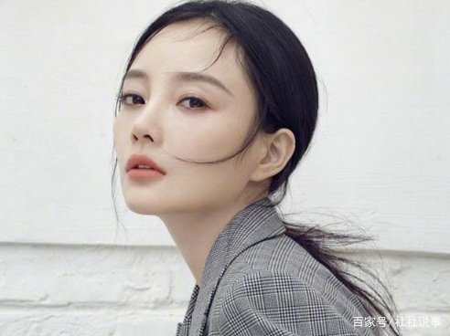 李小璐晒街拍状态不佳,面容憔悴法令纹明显,直面回应复婚传闻,你怎么看?