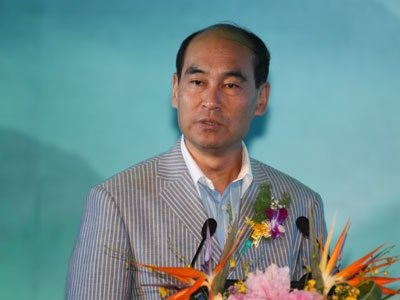 贾治邦的个人经历