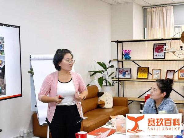 翻不乱：整理师收纳师空间规划师衣橱整理师有啥区别