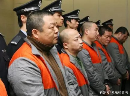 臧天朔是谁的朋友?