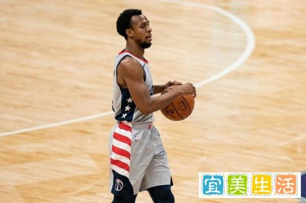 掘金记者:伊斯梅尔-史密斯不会被球队裁掉