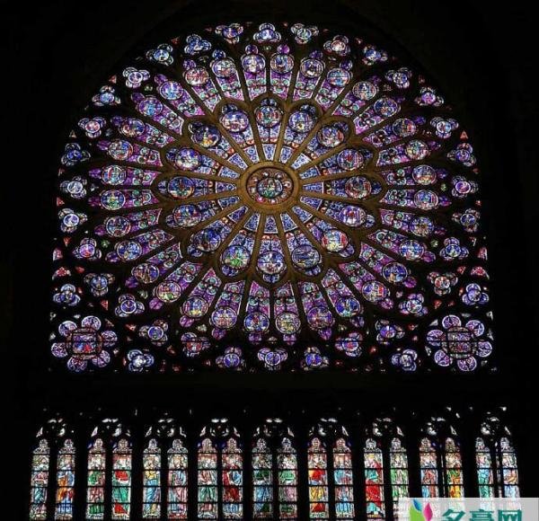 反对捐款圣母院 巴黎圣母院捐款遭抵制背后原因曝光令人心酸