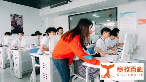 脑瘫小伙考取CCIE高级网络工程师，成为1/50000：“其实我们并不差！”