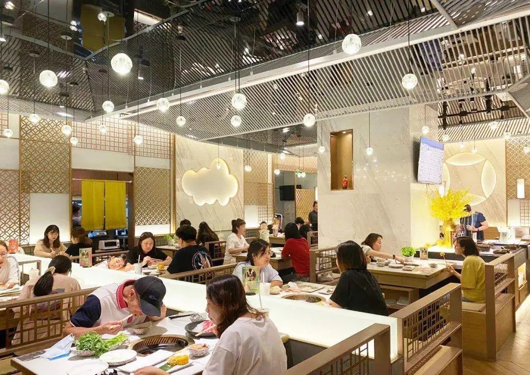 呷哺呷哺上半年关店37家,如何从商业角度解读此举?