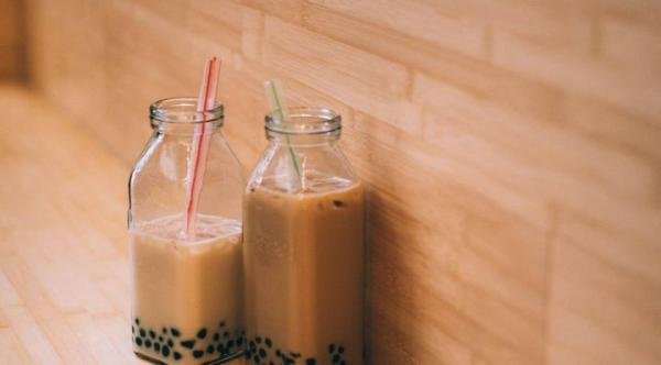 第一批网红奶茶正悄悄消失？网红为啥不红了？