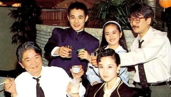 82岁蔡澜已安排后事，变卖资产套现住酒店，好似孤苦无依，却是世人最羡慕的晚年生活！