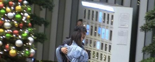 王岳伦官宣离婚后秒删，揭露李湘“另有新欢”