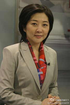 求央视美女评论员吴学兰简历。喜欢。