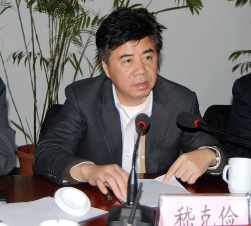嵇克俭的人物履历