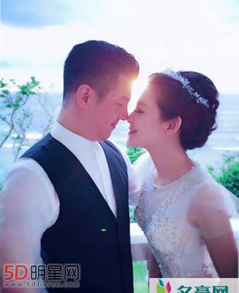 贾静雯前夫与名模林若亚在台补办婚礼 大女儿将参加婚宴