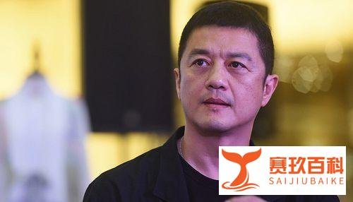 李亚鹏七个字回应结婚传闻，向好友炫耀婚戒，这次是真爱了