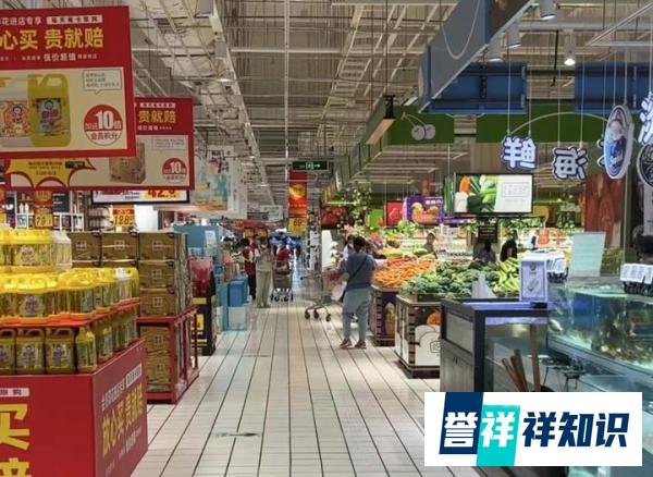 市商务委：上海将从8月下旬至11月下旬分3轮发放10亿元消费券